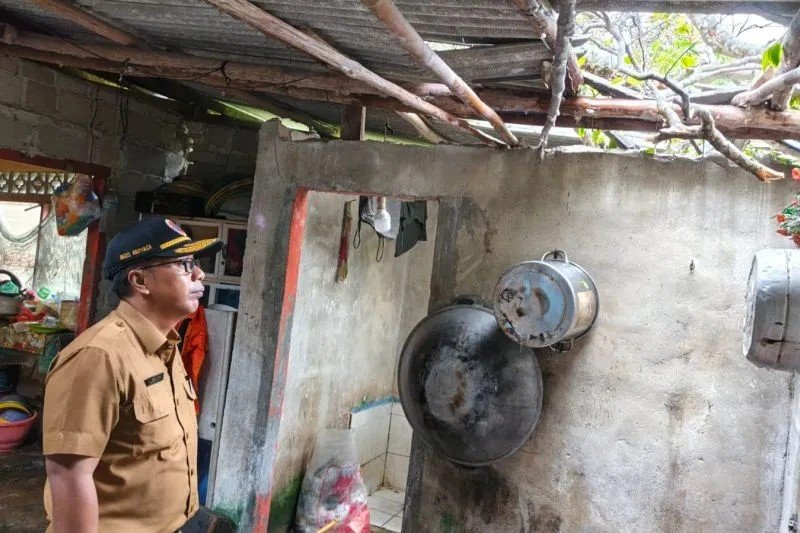Cuaca ekstrem rusak rumah warga, BPBD Bintan lakukan penanganan