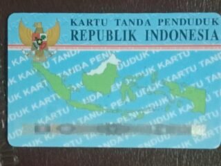 MK tolak permohonan penghapusan kolom agama di KTP