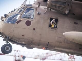 Militan Hamas akhirnya bebaskan 20 sandera hidup Israel setelah 738 hari ditawan