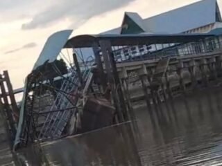 Cuaca Ekstrem: Dermaga Tanjung Makom ambruk, Dishub lakukan penanganan cepat
