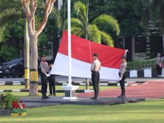 Hari Sumpah Pemuda, Kapolda Kepri tekankan peran pemuda dan beri penghargaan untuk personel unggul