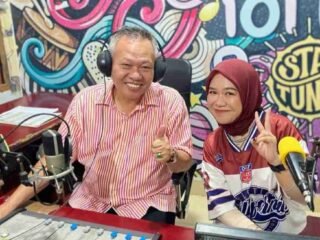 Ketika Bupati Sigi bernostalgia sebagai penyiar radio kaula muda Nebula FM Palu