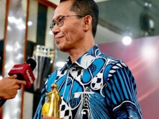 Amsakar Achmad persembahkan penghargaan nasional untuk warga Batam