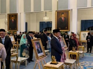 Presiden umumkan 10 nama pahlawan nasional, termasuk Soeharto dan Gus Dur