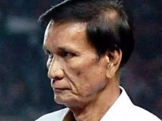 Kiper legendaris Indonesia berdarah Minahasa, Ronny Pasla, tutup usia