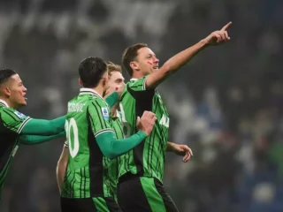 Sassuolo imbang lawan Pisa 2-2, Jay Idzes tampil penuh