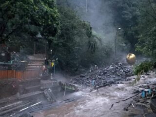 BMKG imbau kewaspadaan banjir dan longsor di Jawa Tengah menjelang akhir tahun