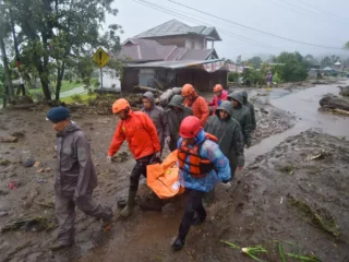 BNPB: Sebanyak 753 warga tewas akibat banjir sumatera, 650 orang belum ditemukan