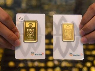 Ahli memprediksi harga emas dunia berpotensi menembus US$10.000 per ons troi