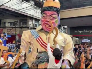 Korupsi dana proyek bencana, rakyat Filipina desak mundur presiden Marcos dan wakilnya