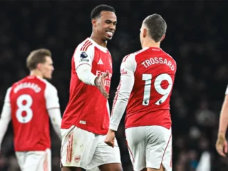 Liga Inggris: Menang telak 4-1 atas Aston Villa, Arsenal kokoh di puncak sementara Chelsea dan MU raih satu poin