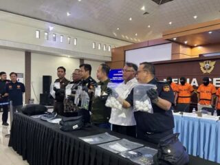 Modus sepatu hingga 'body strapping', 1,79 kg sabu digagalkan di Batam