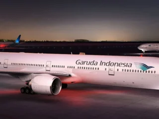 Garuda Indonesia gerak cepat: 20 Ton bantuan udara dikirim ke Aceh, Medan, dan Padang