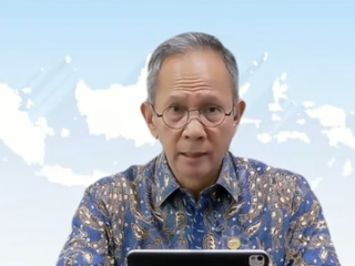 Mundur dari jabatannya, ini alasan dan profil Ketua DK OJK Mahendra Siregar