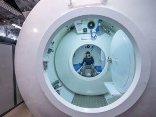 BRIN dan OceanX ungkap temuan tak terduga geologi dan megafauna laut di kedalaman 4.500 meter  Sulawesi Utara