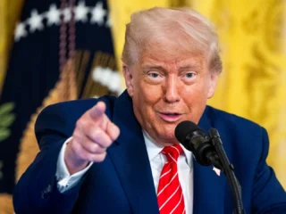 Kebijakan Trump membuat dunia berantakan, perdagangan kian sulit