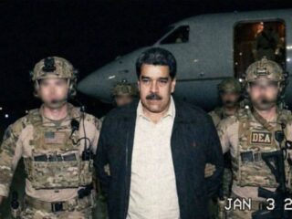 Sebanyak tujuh personel militer elite AS terluka saat misi penangkapan Maduro