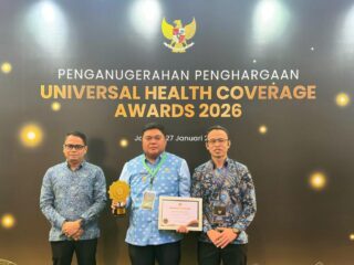Komit jamin akses kesehatan warga, Kabupaten Sangihe raih UHC Award tingkat nasional