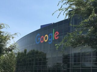 Raja internet dunia kalahkan Apple jadi perusahaan termahal