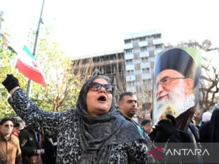 Washington terus pantau, Gedung Putih: Iran hentikan 800 rencana eksekusi di tengah protes