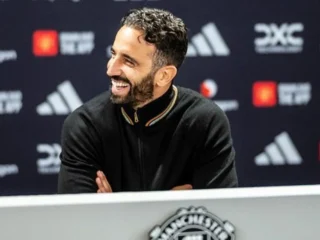 Amorin bungkam soal transfer MU, dugaan adanya keretakan dengan manajemen