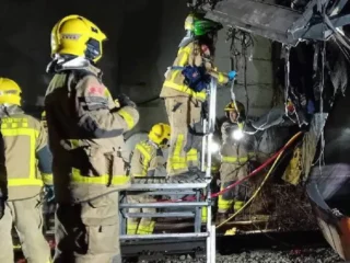 Kereta komuter anjlok di Spanyol, satu masinis tewas dan puluhan penumpang terluka