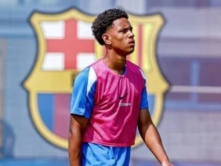 Bek keturunan Indonesia, Juwensley Onstein selangkah lagi gabung Barcelona