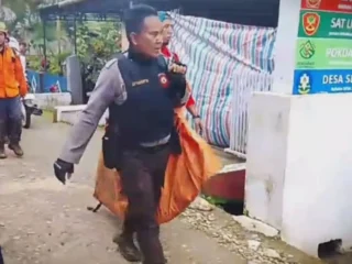 SAR temukan satu korban kecelakaan pesawat IAT di jurang Gunung Bulusaraung