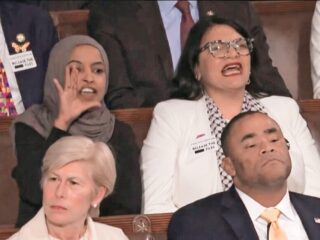 Presiden Trump ingin dua anggota DPR AS asal Somalia dan Palestina dideportasi