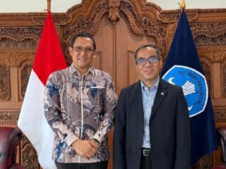 Matangkan kesiapan institusi pendirian RSP dan Faked Unima, Rektor bersama Tim bertemu Mendiksaintek RI