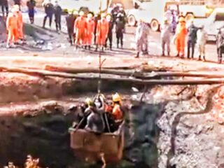27 penambang ‘lubang tikus’ India tewas tertimbun dalam tambang batu bara