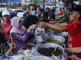 DPRD DKI dorong UMKM takjil naik kelas lewat digitalisasi