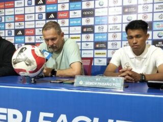 Penalti 'injury time' antar Semen Padang tekuk Persita 1-0