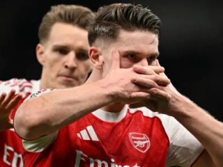 Derbi London Utara:  Arsenal vs Tottenham 4-1, ‘The Gunners’  kokoh di puncak