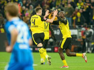 Dortmund pepet Bayern usai tekuk Heidenheim 3-2