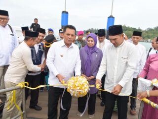 Perkuat konektivitas maritim, Ansar Ahmad resmikan dermaga apung modern