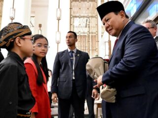 Disambut haru diaspora, dikawal F-16 Yordania, Presiden Prabowo: 'Terima kasih'