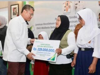Pemko Batam tanggung iuran BPJS Ketenagakerjaan ribuan pekerja rentan sepanjang 2026
