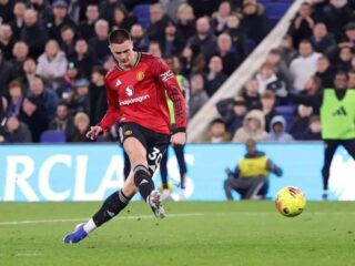 Gol Benjamin Sesko ke gawang Everton, bawa MU ke empat besar Liga Inggris