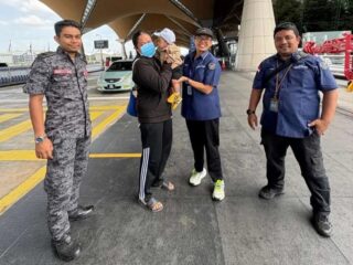 Misi kemanusiaan: WNI dan bayinya dipulangkan dari Malaysia usai perawatan medis