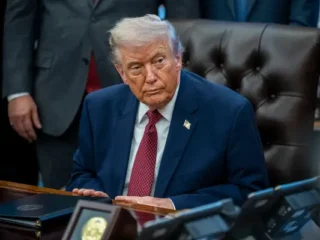 Trump: Persediaan Rudal AS 'tak terbatas' untuk lawan Iran