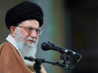 Teheran berduka, Ali Khamenei tewas dalam serangan operasi militer AS-Israel