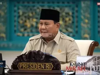 Dalam lima tahun, Prabowo targetkan perbaiki 300.000 sekolah: Benahi infrastruktur hingga digitalisasi pembelajaran