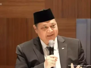 Demi efisiensi energi, Pemerintah minta perusahaan swasta terapkan WFH