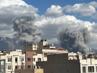 Hari kedua perang,  Israel serang 'jantung Iran' untuk pertama kalinya