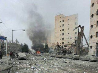 Petinggi Iran Ali Larijani dan komandan Basij tewas dalam serangan Israel