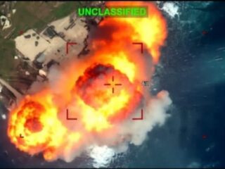 AS gempur pangkalan rudal Iran di Selat Hormuz pakai bom berat 2,3 ton