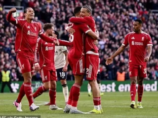 Liverpool menang besar atas West Ham 5-2,  City terus tempel ketat Arsenal di puncak