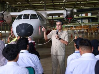 Menaker dorong magang nasional jadi jalur cepat lulusan baru masuk dunia kerja