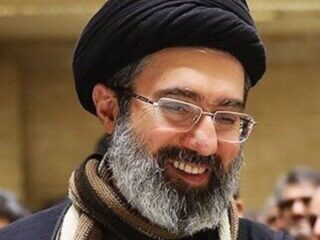 Takut dibunuh, Iran tunda penetapan calon pengganti Khamenei